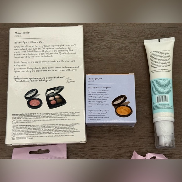 Lot Of 6‼️Laura Geller Makeup Lot, 3 Makeup Brushes, Foundation, Primer, Etc. - Picture 6 of 9